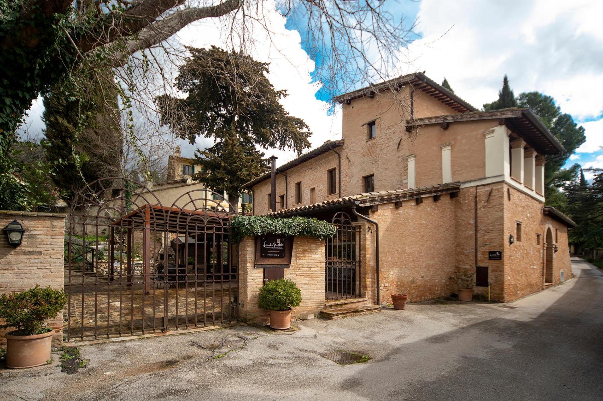 La Maesta Antica Dimora Di Campagna Villa Foligno Eksteriør billede